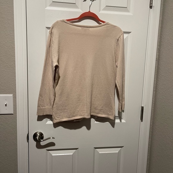 New York Company Tan button down Cardigan flower Crocheted Sweater. Size Large - Picture 2 of 5